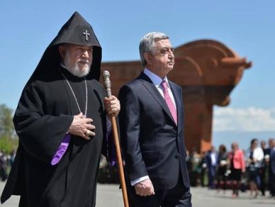 Armenia 3rd President congratulates Catholicos of All Armenians on 70th birthday