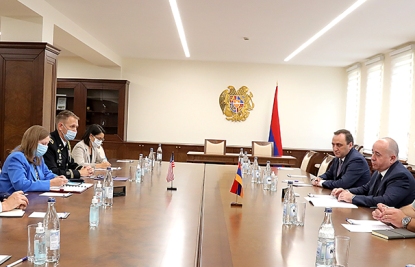 Արշակ Կարապետյանն ԱՄՆ դեսպանին ներկայացրել է Հայաստանի սահմաններին տիրող իրավիճակը