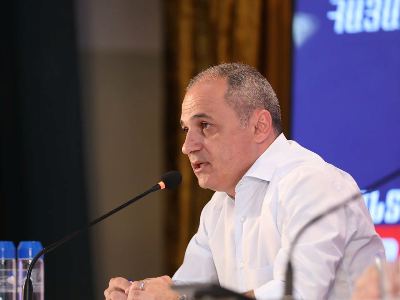 «Փաստ». Ինչո՞ւ է Վահե Հակոբյանը հանդիպել Բակո Սահակյանին