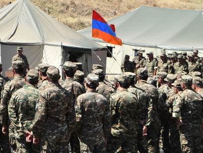 Զորամիավորման հրամանատարի տեղակալը հանդիպել է եռամսյա վարժանքների մեկնող պահեստազորայինների հետ