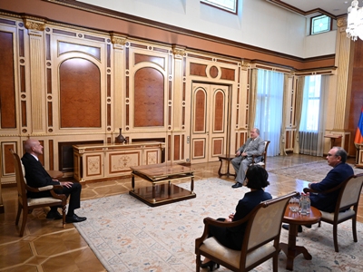 President receives Germany envoy on occasion of completing his diplomatic mission in Armenia