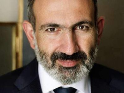 Ոստիկանությունը փնտրում է Փաշինյանի նկարի ներքո վիրավորանք գրած անձնավորությանը