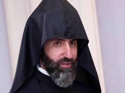 Դրսում կրթվելն առ ոչինչ է, եթե դրանով ուրանում ես քո ինքնությունը, կորցնում ես ազգային դեմքդ. Տ. Ասողիկ աբեղա Կարապետյան