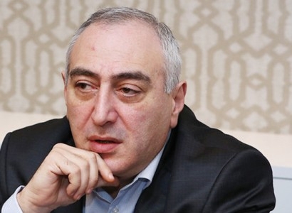 Эксперт: Заявлением о красочном торжестве премьер-министр  Армении отвлек внимание от важного события