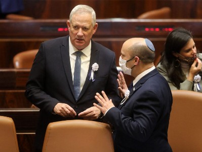 Israel defense minister says Iran will be able to produce one nuclear bomb soon