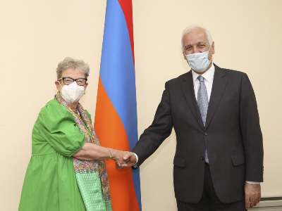 Armenia high-tech industry minister receives Head of EU Delegation Andrea Wiktorin