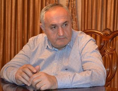 «Իրավունք». Արարատում իշխանության սցենարները փոխվել են. Ում պաշտոնի նշանակվելը «փոզմիշ» եղավ