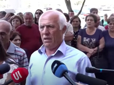 «Ասաց, որ սոցաջակցությունը լինելու է». Մհեր Գրիգորյանը ընդունել է Արցախից տեղահանվածների ներկայացուցիչներին