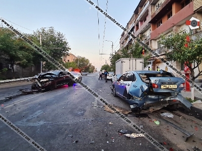 Infiniti-ի 27-ամյա վարորդը, որը ոստիկանության դիմաց 5 մեքենայի էր բախվել, եղել է խմած, վարորդական իրավունք չի ունեցել