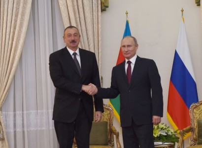 У Путина и Алиева состоялся телефонный разговор