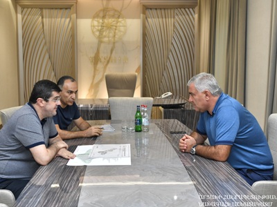 Karabakh President meets with President of Tashir Group Samvel Karapetyan in Yerevan