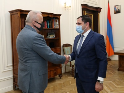 «Երկու երկրներում ընտրություններից հետո բացվում է քաղաքական կայունության շրջափուլ». Պապիկյանն ընդունել ՌԴ դեսպանին