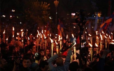 Այս երթին պետք է մասնակցի յուրաքանչյուր Հայ մարդ՝ անկախ քաղաքական կողմնորոշումից. ջահերով երթ` դեպի Եռաբլուր
