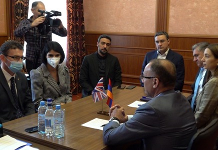 ԱԺ «Հայաստան» խմբակցության պատգամավորները հանդիպել են ՀՀ-ում Մեծ Բրիտանիայի դեսպանի հետ