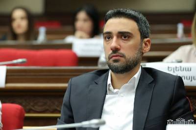 Newspaper: Reporting, providing fake, false information to Armenia parliament inquiry committees to be criminalized?