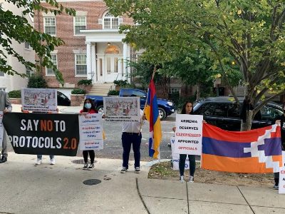 Лилит Макунц возмутила молчаливая акция протеста молодых членов АРФД: она вызвала полицейских