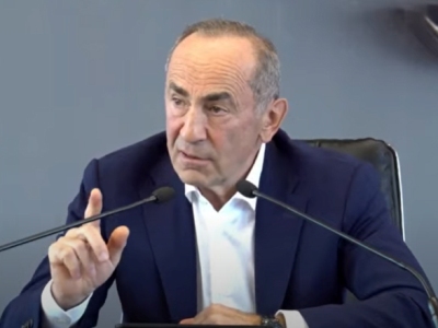 Кочарян: Думаю, что в здании резиденции президента Арцаха были люди, которых Баку оберегал