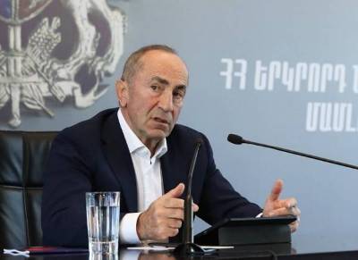 Newspaper: Armenia ex-President Kocharyan gently reprimands teammates after well-known parliament brawl