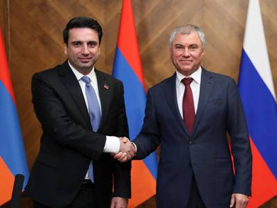Ալեն Սիմոնյանը հանդիպել է ՌԴ ԴԺ Պետդումայի նախագահ Վյաչեսլավ Վոլոդինին