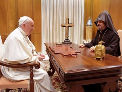 Armenian Patriarch of Constantinople meets with the Pope, in the Vatican