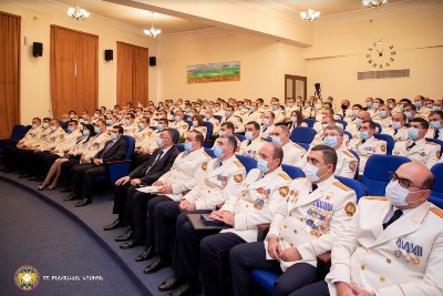 ՀՀ քննչական կոմիտեի նախագահը պարգևներ է հանձնել Կոմիտեի մի շարք աշխատակիցների