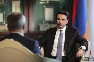 Շատ կարեւոր է, որ կարողանանք շրջել պատերազմի էջը եւ խաղաղություն հաստատել տարածաշրջանում. Ալեն Սիմոնյան