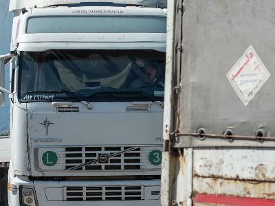 Azerbaijan refutes report on release of two Iranian truck drivers