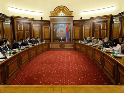 Կորոնավիրուսով վարակված 222 քաղաքացի ծայրահեղ ծանր վիճակում է. Փաշինյանը խորհրդակցություն է անցկացրել