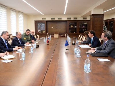 Պաշտպանության նախարարն ու ՆԱՏՕ-ի գլխավոր քարտուղարի հատուկ ներկայացուցիչը տարածաշրջանային հարցեր են քննարկել