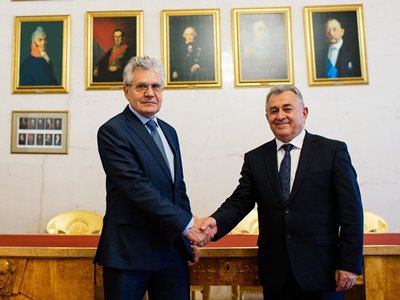 ՌԴ ԳԱԱ նախագահ, ակադեմիկոս Ալեքսանդր Սերգեևն ընտրվել է ՀՀ ԳԱԱ պատվավոր անդամ