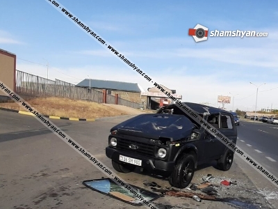 Քասախ գյուղի սկզբնամասում Նիվան գլխիվայր շրջվել է․ կան վիրավորներ (ֆոտո)