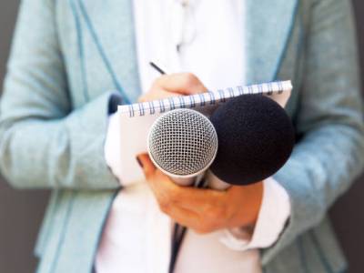 Armenia ruling party MPs refuse to answer opposition reporter's question during press conference