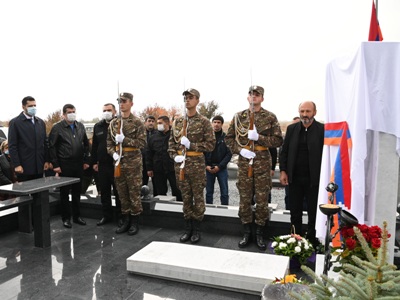 Արայիկ Հարությունյանը մասնակցել է Արցախի հերոսներ Դավիթ Գրիգորյանի և Հակոբ Հարությունյանի հիշատակի հուշաքարերի բացմանը