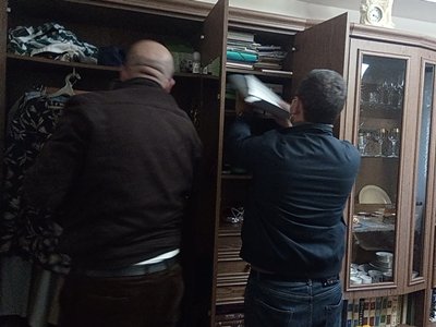 Այսօր մեր տուն խուզարկության էին եկել քրեականի երկու ոստիկան. փնտրում էին կարմիր գույնի գրաֆիտի «պզիկ». ակտիվիստ