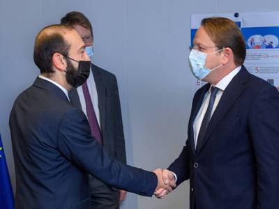 ՀՀ ԱԳ նախարարը Օլիվեր Վարհեի հետ քննարկել է տարածաշրջանային անվտանգության ու կայունության հարցերը