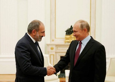 Newspaper: Armenia has set task to change its foreign policy vector, Russia analysts say