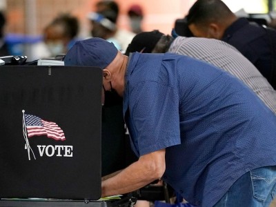 США обвинили двух иранцев в  онлайн-кампании «дезинформации и угроз» с целью повлиять на американских избирателей
