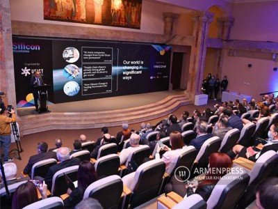В Ереване проходит саммит «Силиконовые горы 2021»