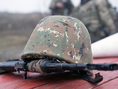 Военнослужащий-контрактник погиб вследствие нарушения правил обращения с оружием – Минобороны РА