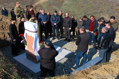Արցախի նախագահը Մաճկալաշենի պաշտպանական հատվածում մասնակցել է խաչքար-հուշարձանի բացման արարողությանը