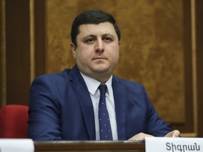 «Честь имею»: Обвинениями против политических лиц отвлечь внимание людей уже не получится