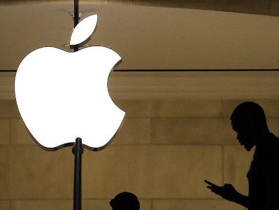 Эксперт: Два человека в Армении уже предупреждены компанией «Apple» о том, что их прослушивают