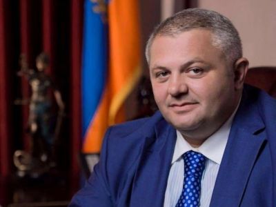 Ահազանգեր ենք ստանում անմարդկային հետապնդումների, որոշ պաշտոնյաների կողմից բիրտ ահաբեկումների մասին․ Վանաձորի քաղաքապետ