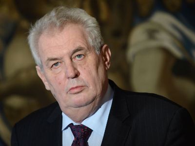 Милош Земан возвращается в больницу: Он заразился коронавирусом