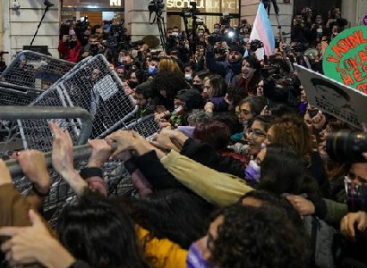 В Анкаре  полиция задержала 17  участников акции протеста  против ухудшающейся экономики