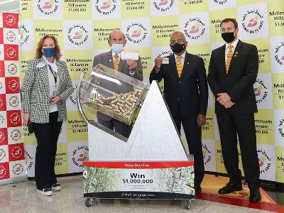 Армянский бизнесмен из Дубая выиграл 1 миллион долларов в лотерее Dubai Duty Free