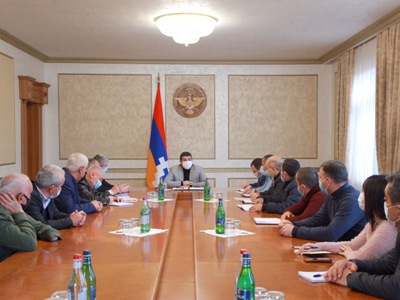 Արցախի նախագահը մի շարք ՀԿ-ների պատասխանատուների հետ քննարկել է Արցախի ծրագրերը