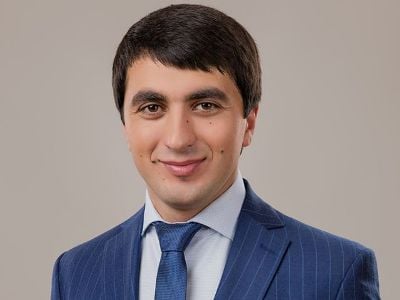 ԵԿՄ նախագահի որդին՝ Սեւակ Միքայելյանը հաղթել է Հրազդանի ընտրություններում՝ ստանալով 78 տոկոս ձայն