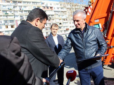 «ԵՊՀ շրջանավարտների միավորում» ՀԿ անդամները Կապանում ծանոթացել են իրենց նախաձեռնած շինարարության ընթացքին