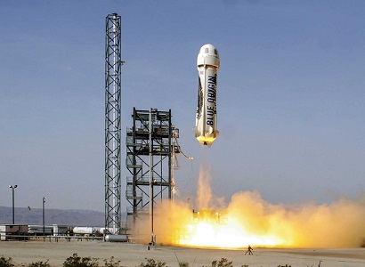 Ракета New Shepard совершила суборбитальный полет с туристами